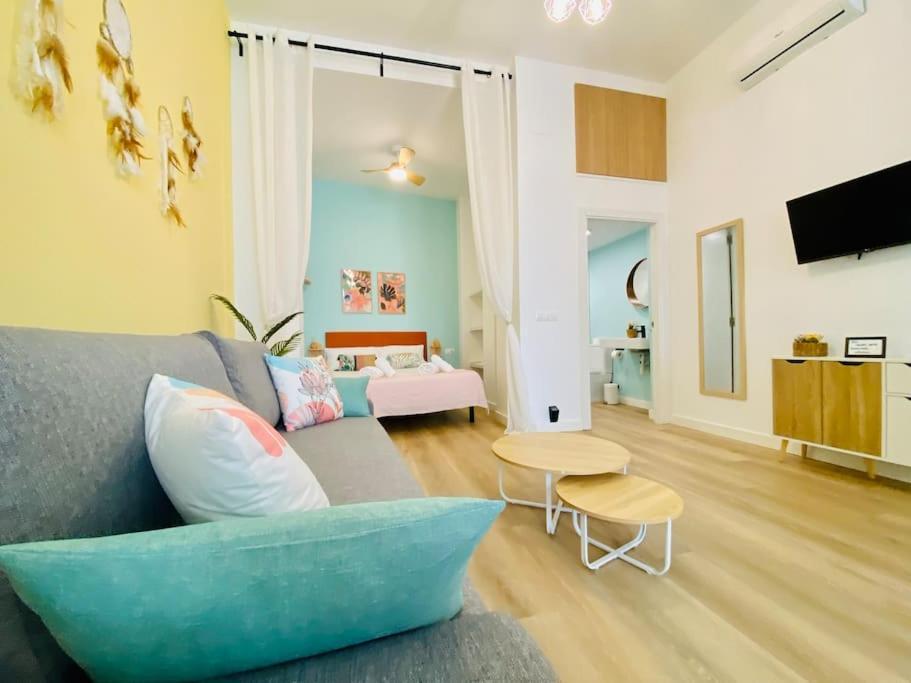 Apartamento Beautiful And Charming Loft In Russafa Soho Valencia Exterior foto