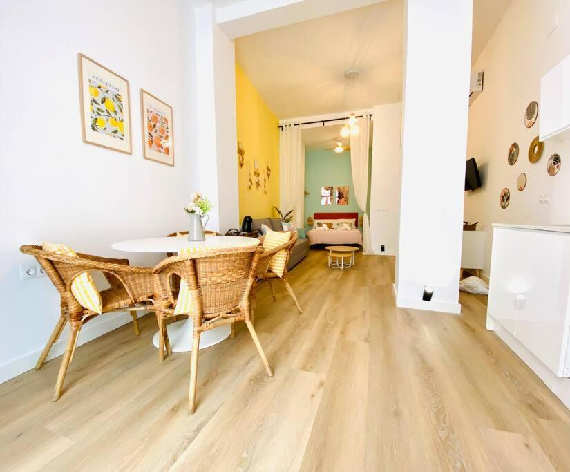 Apartamento Beautiful And Charming Loft In Russafa Soho Valencia Exterior foto