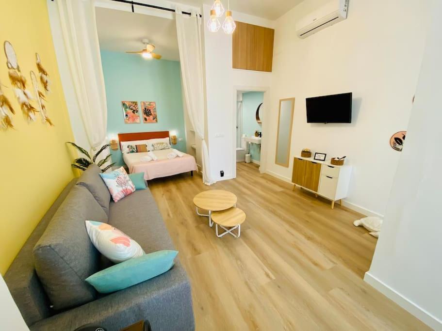 Apartamento Beautiful And Charming Loft In Russafa Soho Valencia Exterior foto