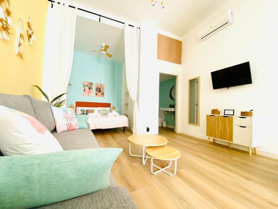 Apartamento Beautiful And Charming Loft In Russafa Soho Valencia Exterior foto