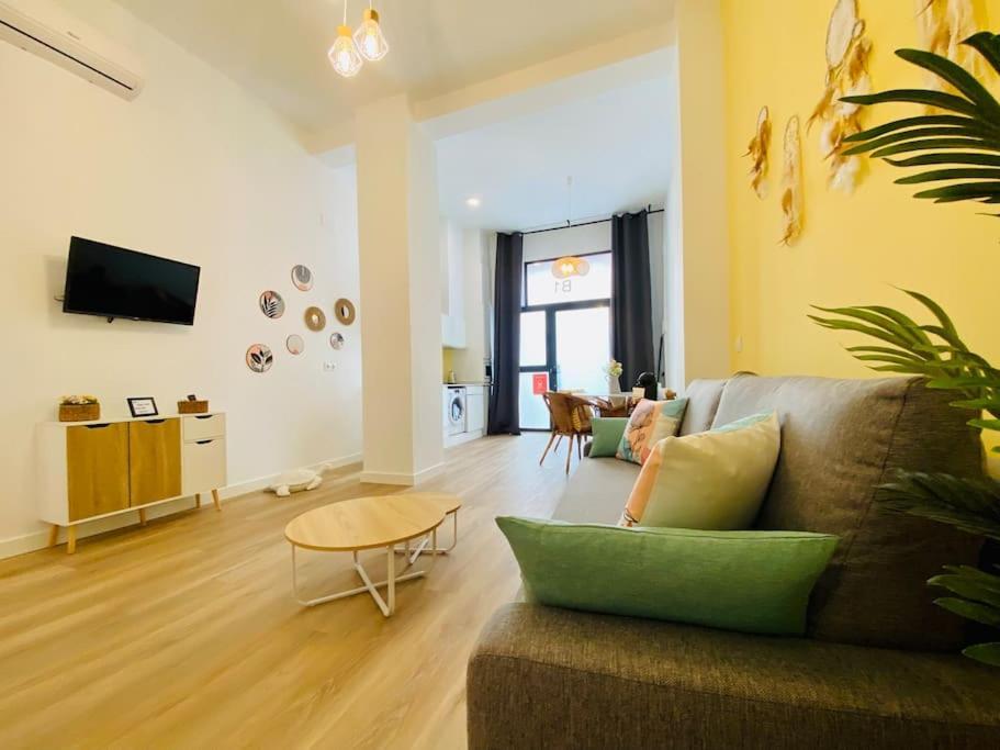Apartamento Beautiful And Charming Loft In Russafa Soho Valencia Exterior foto
