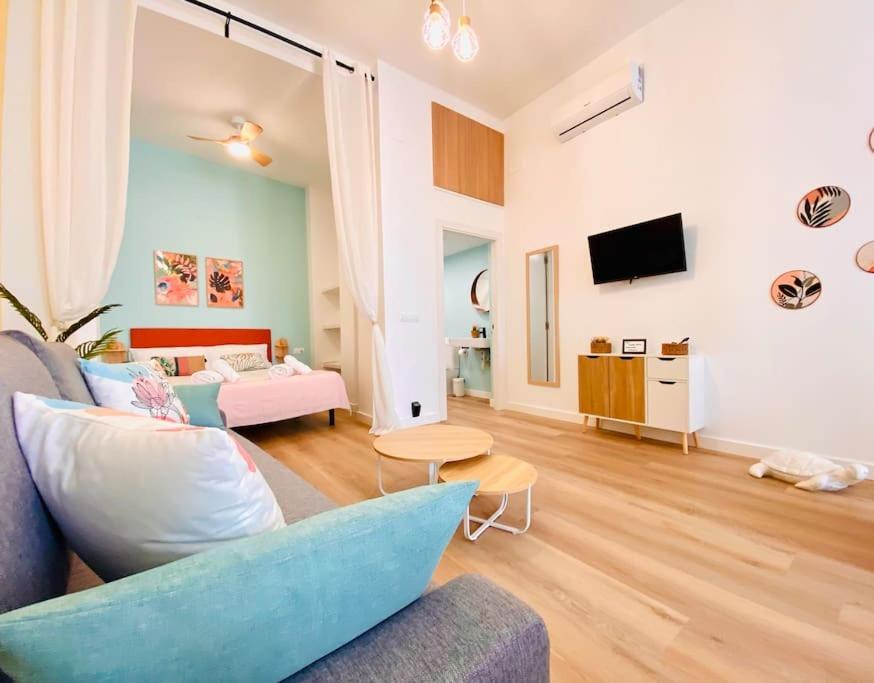 Apartamento Beautiful And Charming Loft In Russafa Soho Valencia Exterior foto